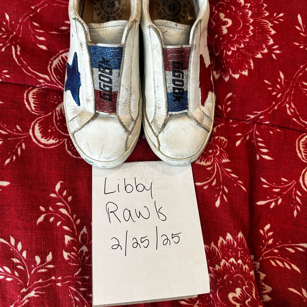 Golden Goose Kids superstars size 29 Sneakers with Distinctive Style